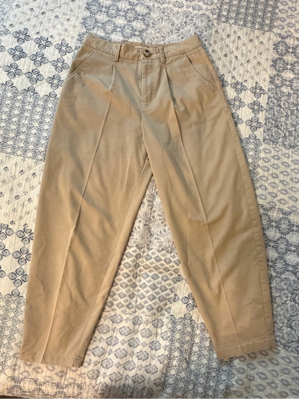 Zara Beige Pleated Chino Pants for Women